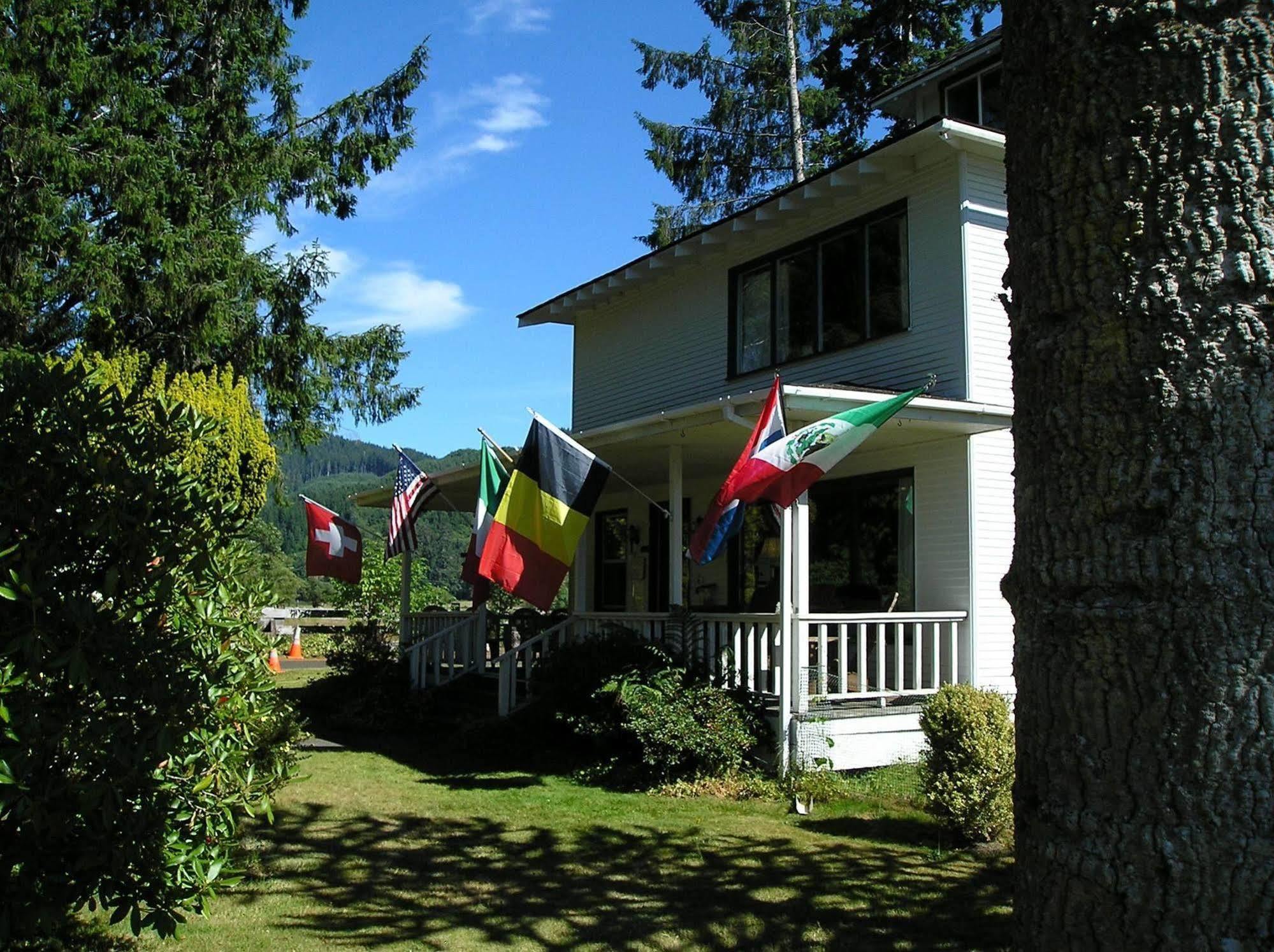 Miller Tree Inn Forks Exterior foto